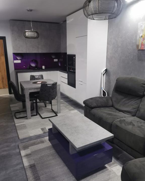 Vratsa Apartment | Апартамент Светли