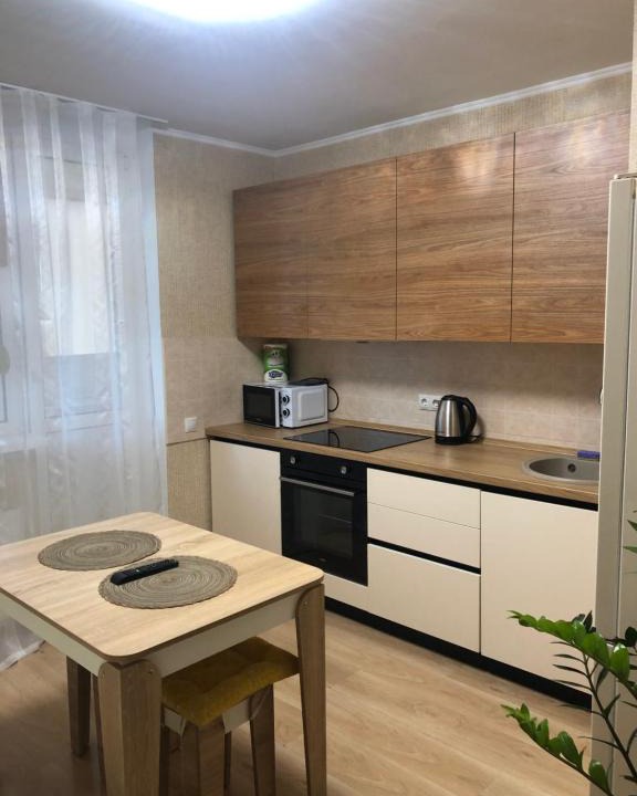 Vyshhorod Apartment | Квартира по вулиці Набережна