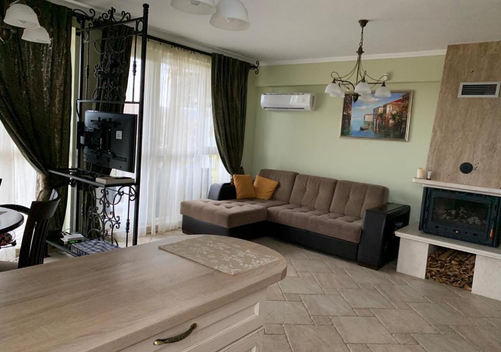 Ravadinovo House | Къща в близост до замъка и аквапарка