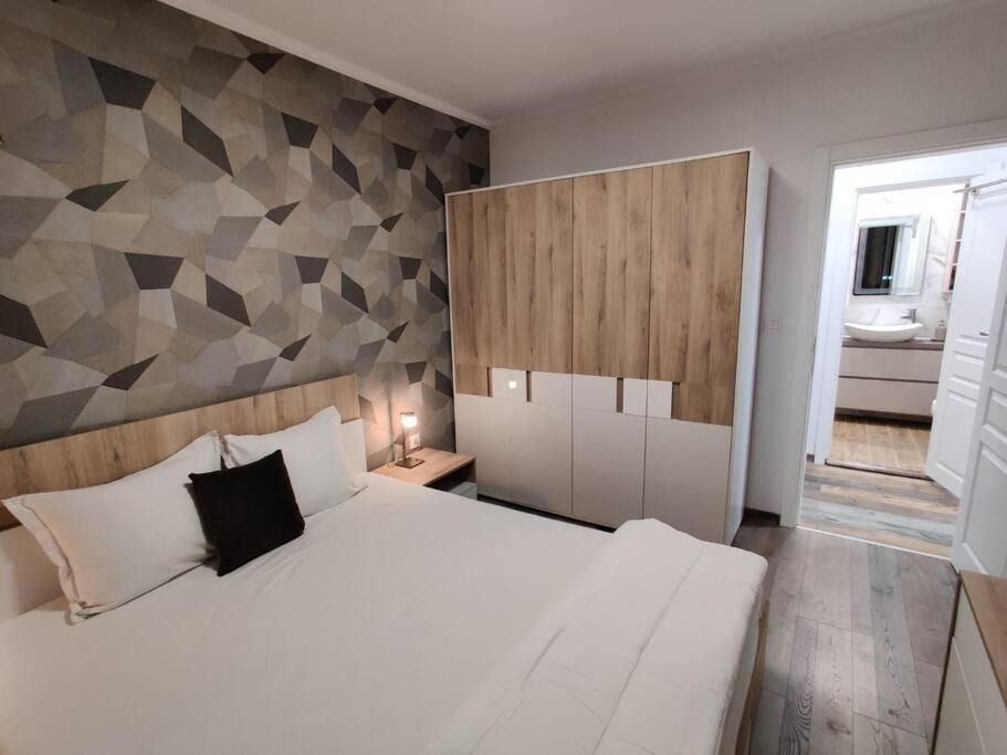 Hristo Botev Apartment | Прекрасен апартамент в сърцето на Варна