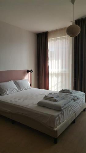 Hisarja Apartment | Студио 8 Уют и Комфорт