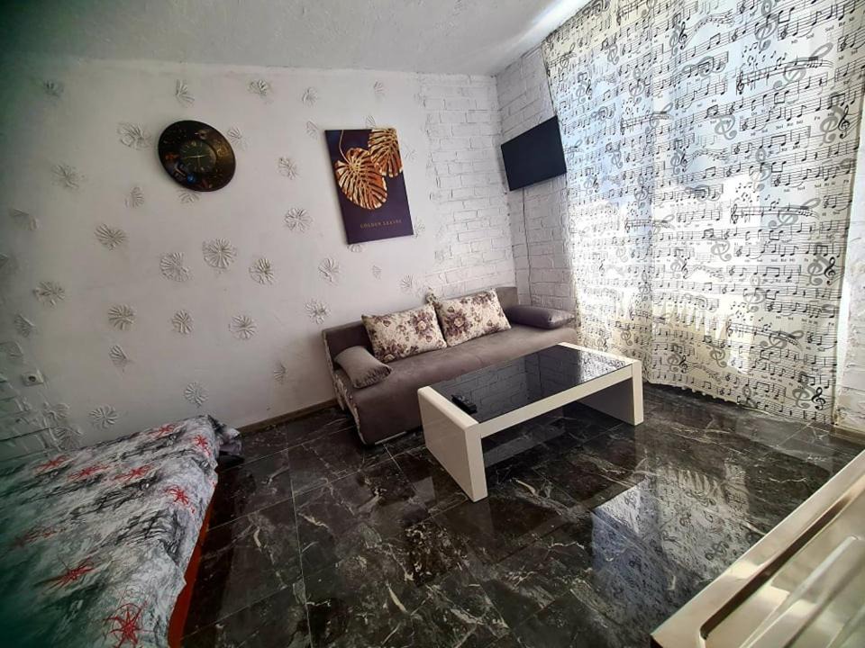 Razgrad Apartment | Топ Център едностаен!