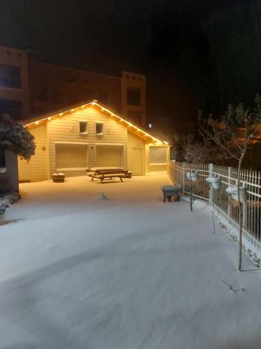 Majdal al-Shams Bed & Breakfast | צימרי רוז למרגלות החרמון