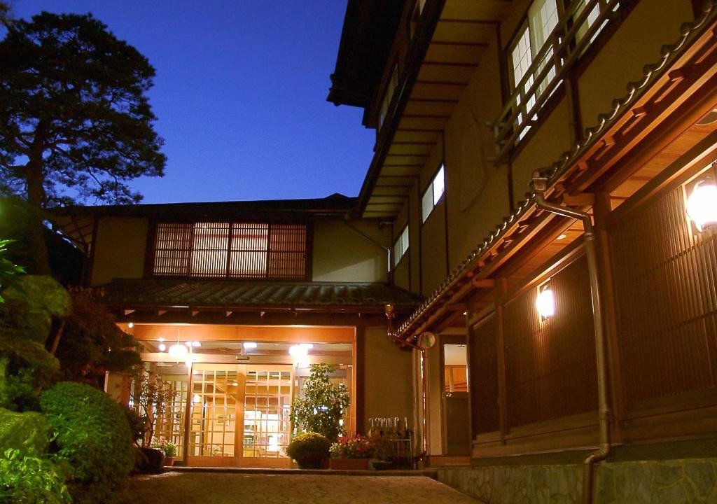 Shima Hotel | 鍾寿館