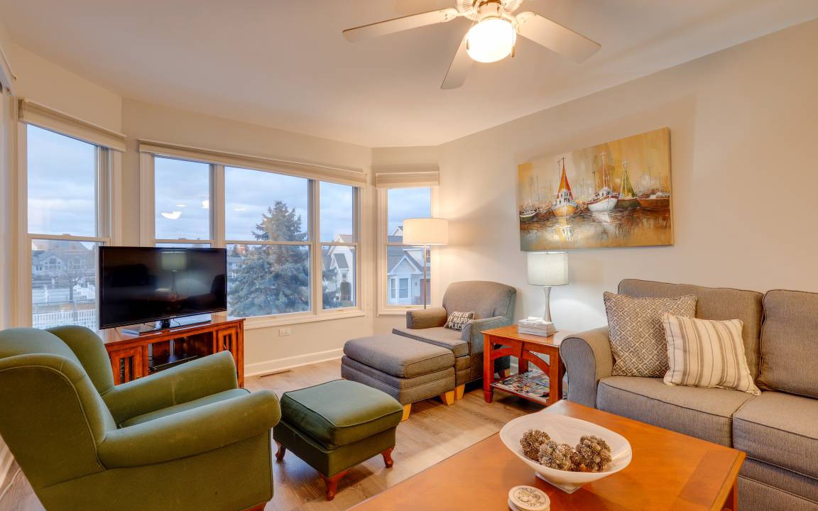 Manistee Apartment | 176 m² Apartment ∙ 3 bedrooms ∙ 9 guests