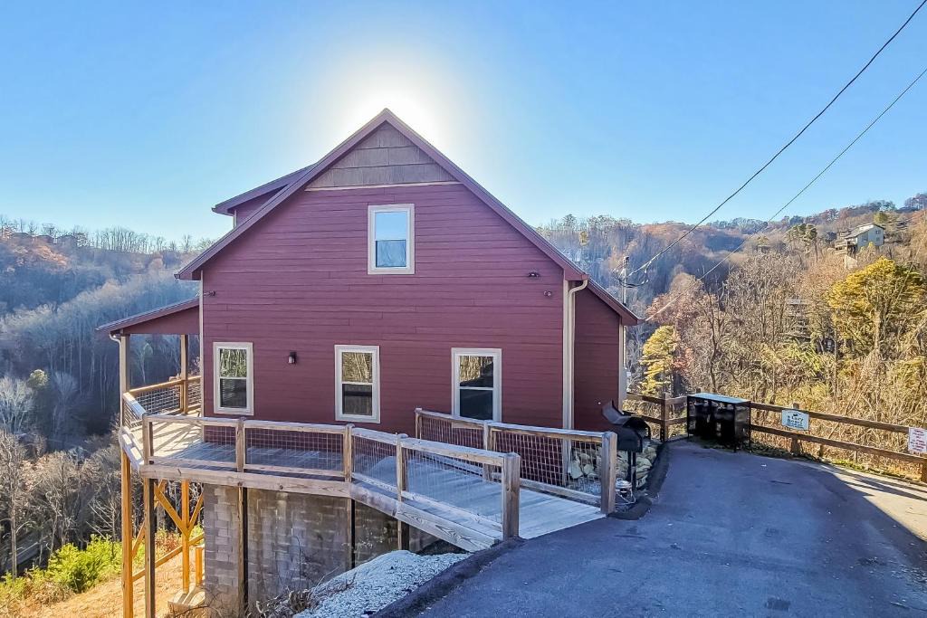 Chalet Village North House | 3 Lazy Bears Chalet