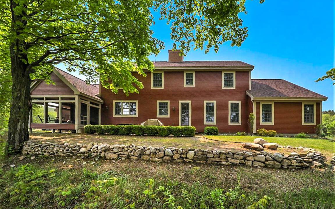 Maple City House | 359 m² House ∙ 4 bedrooms ∙ 8 guests