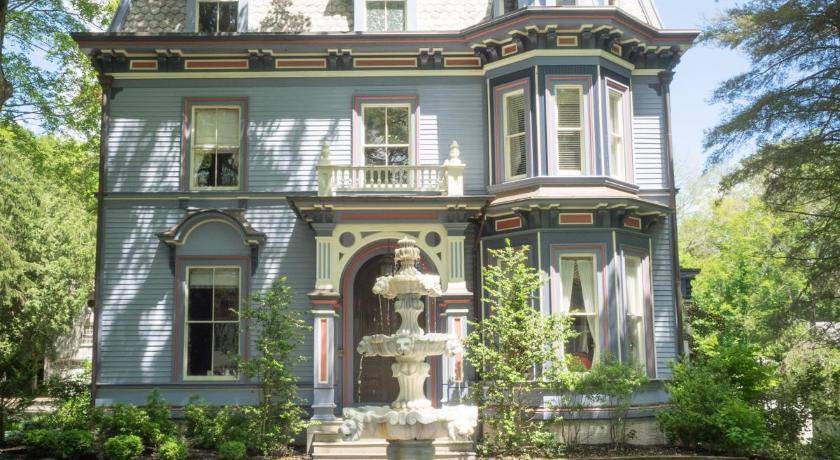 East Hampton Bed & Breakfast | 45 m² Bed and breakfast ∙ 4 guests