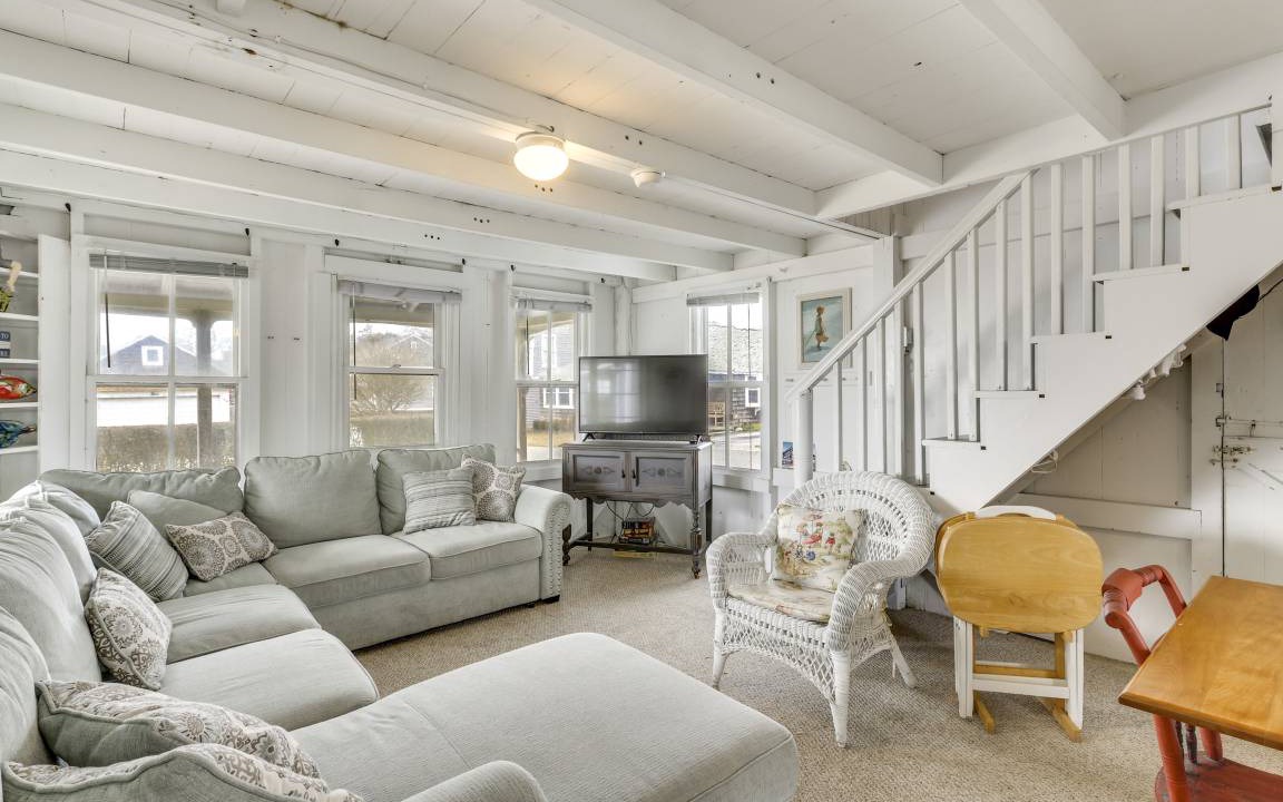 Westbrook Center Cottage | 74 m² Cabin ∙ 3 bedrooms ∙ 7 guests
