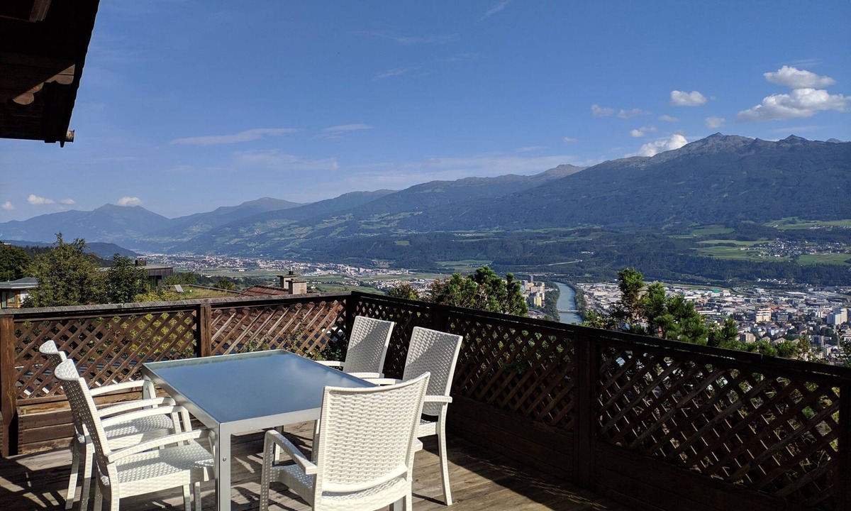Hungerburg-Hoheninnsbruck Apartment | Alpendohle Apartments "august Macke"