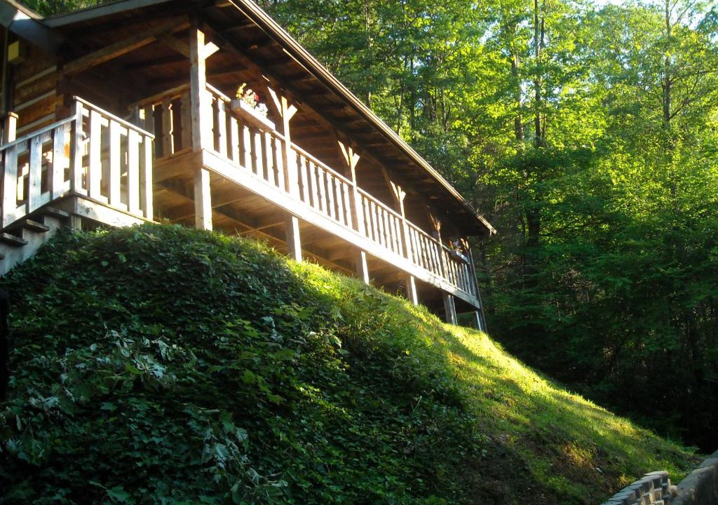 Chalet Village Ski Chalet | Authentic log home with hot tub, fireplace, fire pit and billiards !