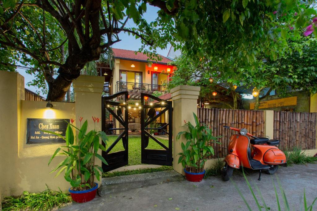 Tra Que Vegetable Village House | Chez Xuân ở Hội An - Rooms & more