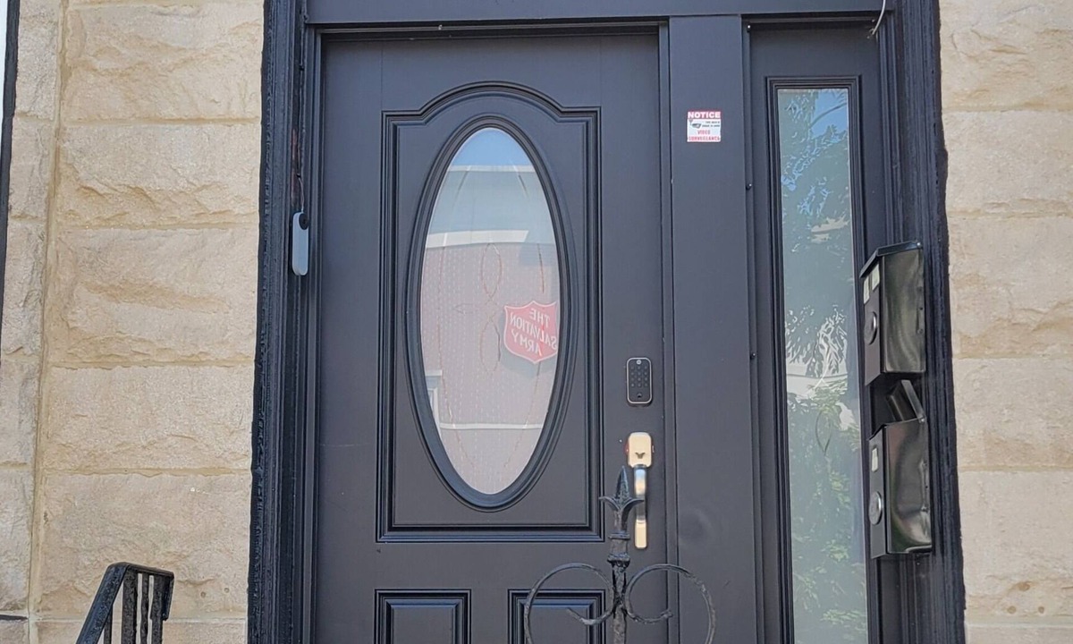 Chicago House | Chicago Avenue Inn