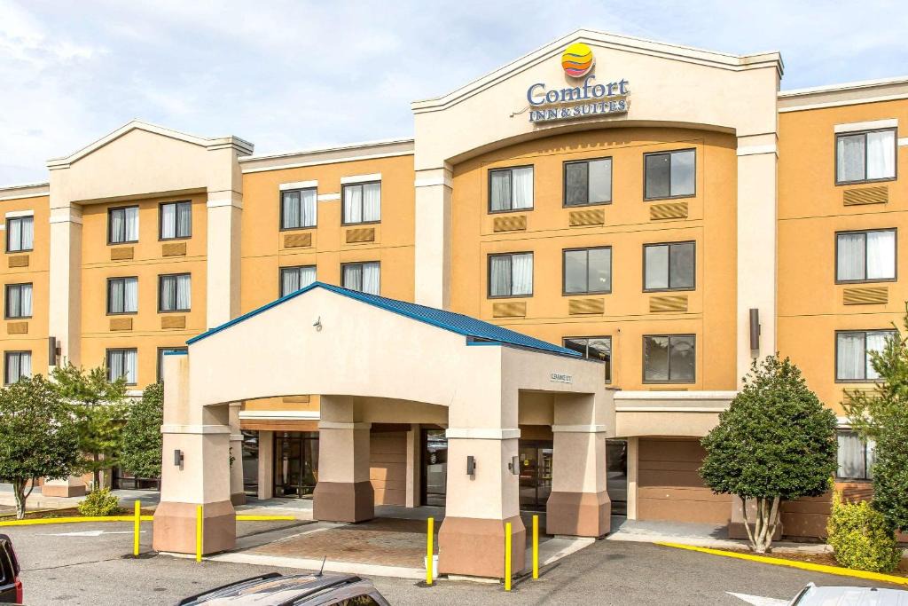 Meriden Hotel | Comfort Inn & Suites Meriden East