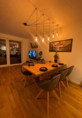 Schoenefeld Apartment | Großzügiges Designer Apartment