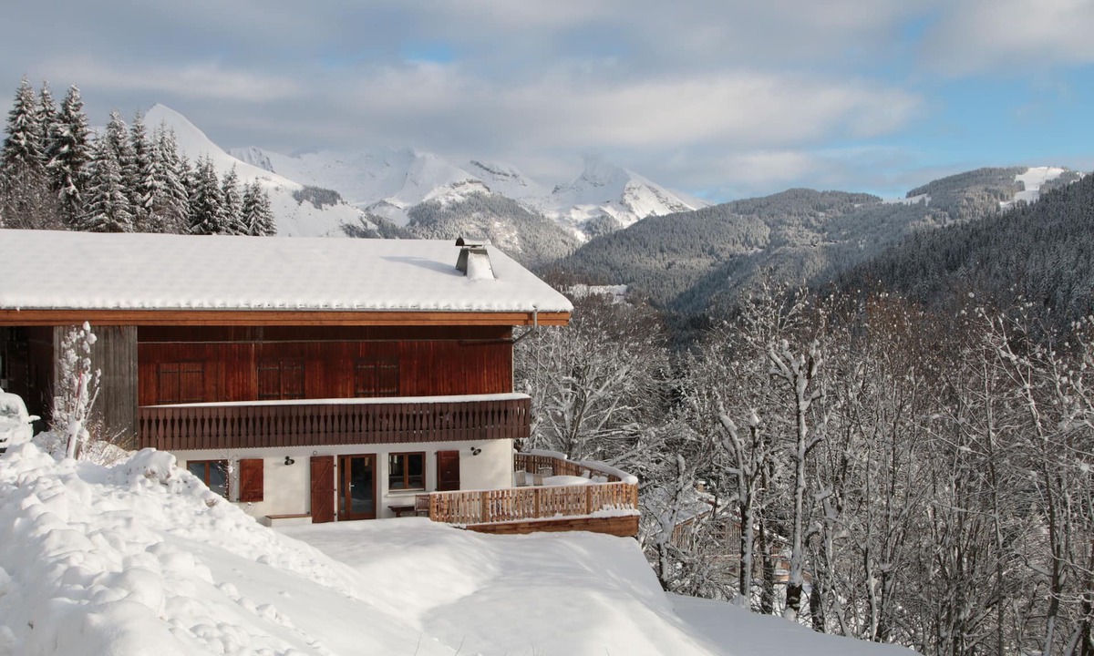 Les Gets Apartment | In a magnificent chalet in Les Gets, apartment and garden not overlooked, Multipas