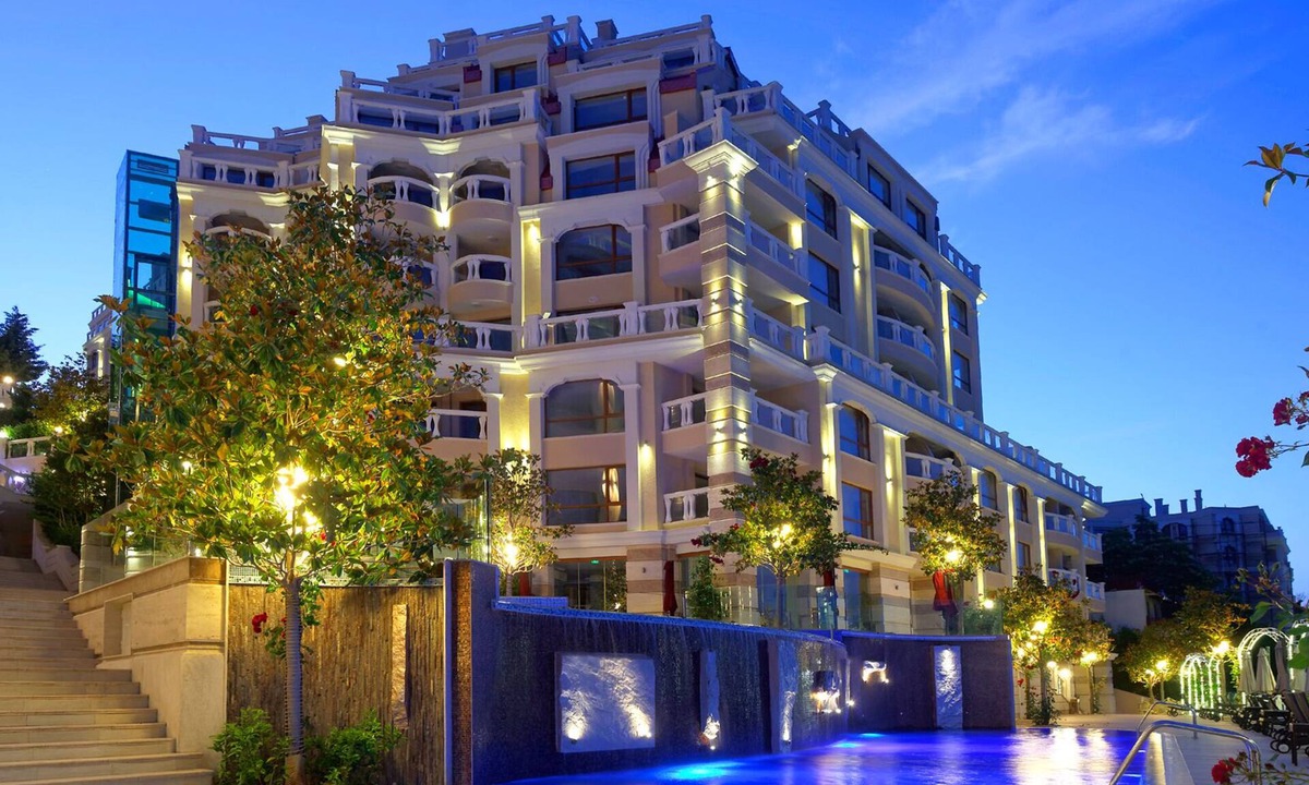 Osenovo Apartment | Luxurious and panoramic apartment at the beach in Lamer complex