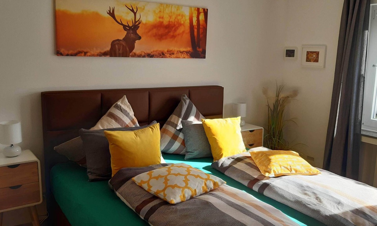 Zueschen Apartment | Modern vacation apartment with walk-in shower in the town center
