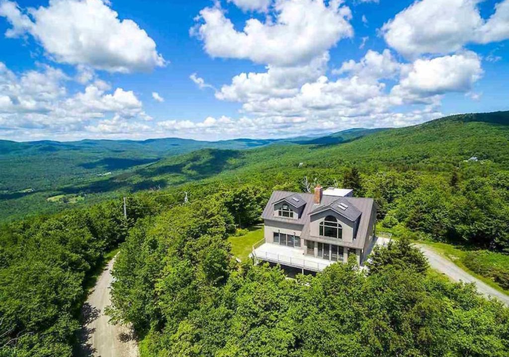 Andover House | Moon Hill Retreat