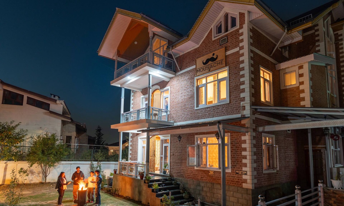 Nishat-Shalimar Hostel | Moustache Srinagar
