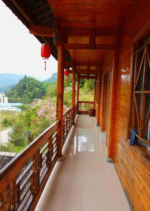 Wulingyuan House | Red Apple Inn