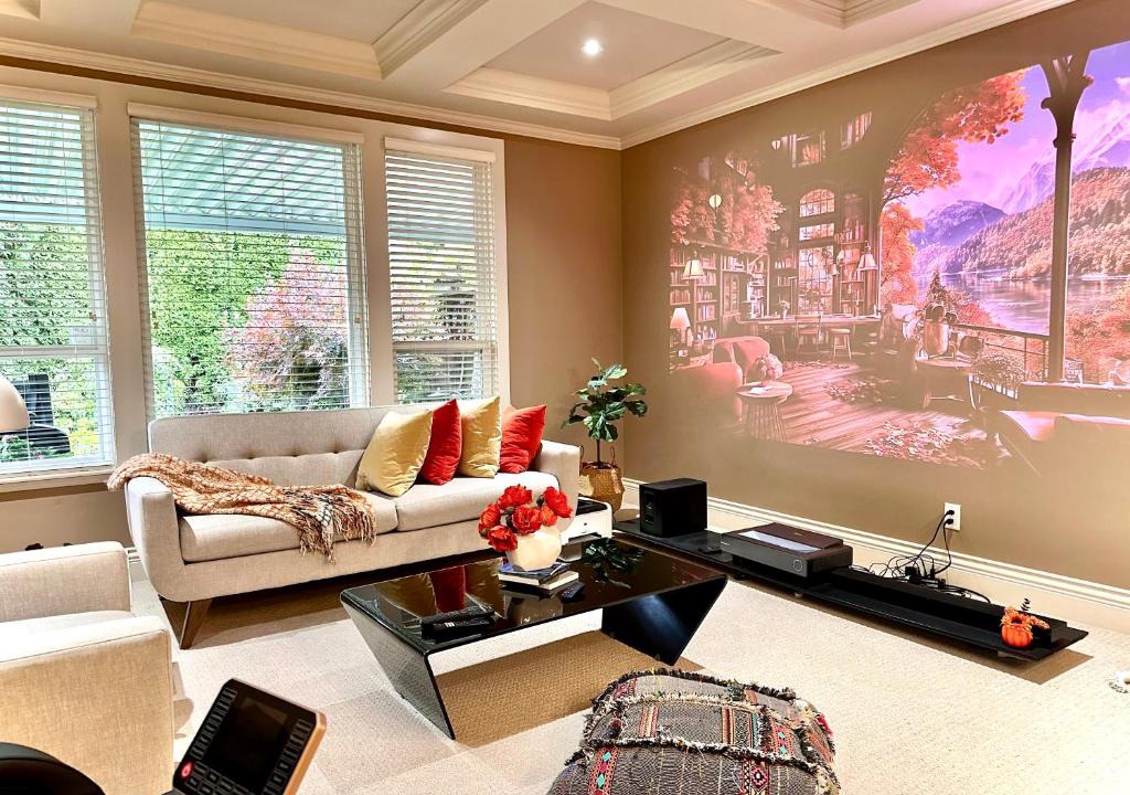Willoughby House | Scorpion Hiuse Langley -ROOM 2