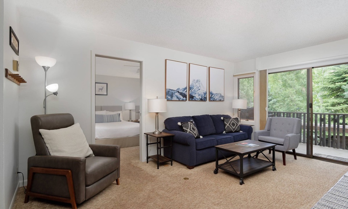 Snowmass Village Condo | Snowmass Retreat! Balcony w/Grill, Outdoor Pool & Hot Tub, Wood FP, Walk to Village & Hiking Trails