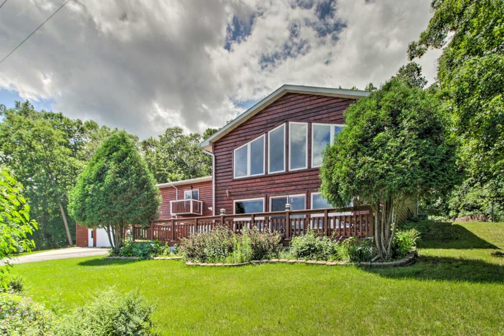 Frazee House | Spacious Frazee Home with Direct Lake Access!