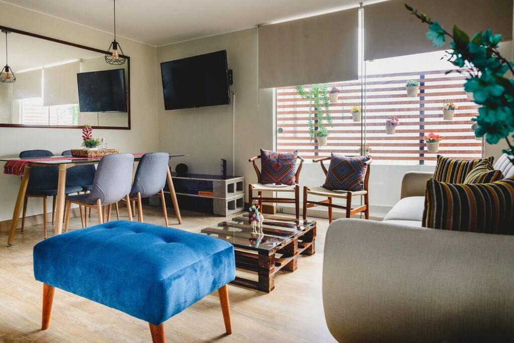 Santa Cruz Apartment | Stylish Peruvian Corner Apt in Miraflores