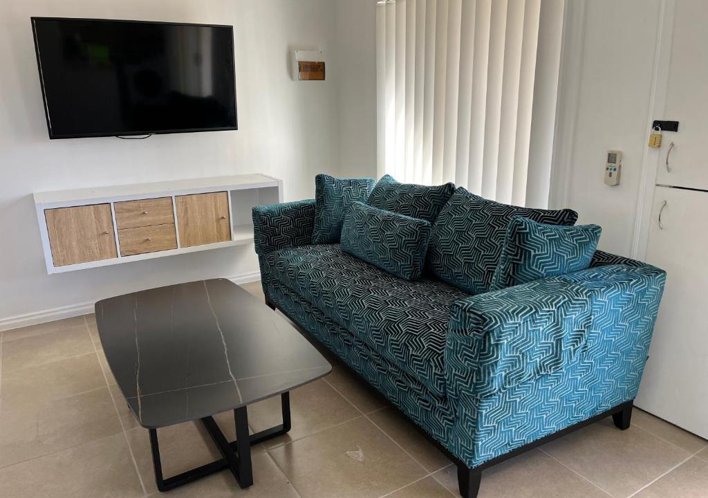 Oakhurst Apartment | Sweet Home, Oakhurst