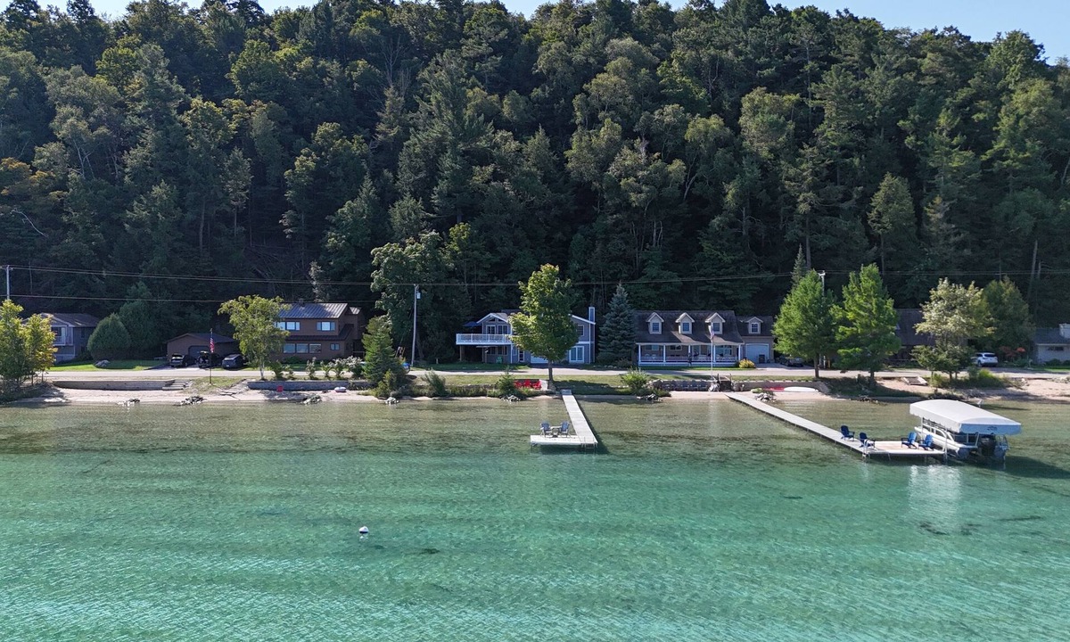 Frankfort House | Trader Scott's - GORGEOUS LAKEFRONT HOME WITH PRIVATE DOCK AND BONFIRE RING!