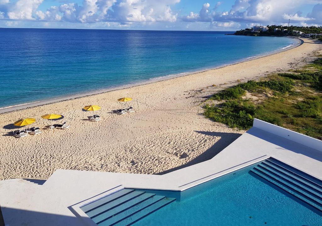 West End Village Resort | Turtle's Nest Beach Resort