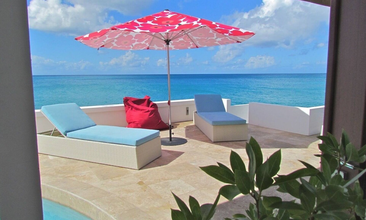 Pelican Key Villa | WOW! WOW! WOW!, NEW VILLA LIBRE` STUNNING INSIDE AND OUT!