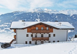168 m² Apartment ∙ 4 bedrooms ∙ 12 guests