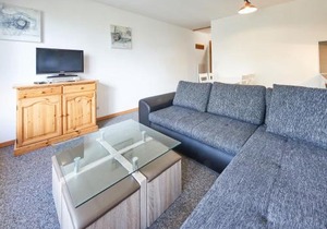 Apartment Hameau D001 by Interhome