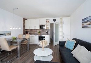 Beautiful vacation apartment "Carpe Diem" for 3 people with 2 balconies & Baltic Sea view