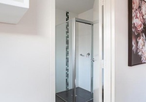 Bright Studio Steps from Westmead Hospital