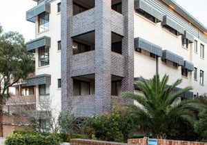 Bright Studio Steps from Westmead Hospital
