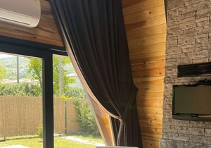 Bungalow with Heated Pool and Jacuzzi in Sapanca