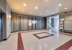 Cute and Central 15th Floor City Apartment