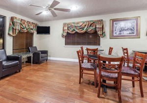 Days Inn by Wyndham Ruston LA