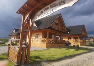DOMEK POD LIMBAMI V