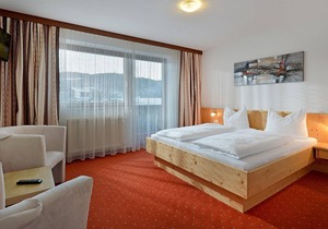 Double room with shower, toilet - Hotel Edelweiss