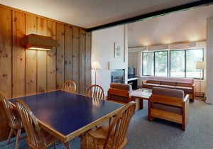 Family-Friendly Condo with Gas Fireplace, Shared Pool, and Golf Course View