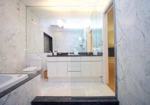 FRONTDESK Spacious 2 BR Apt in Wicker Park