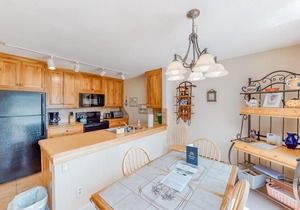 Gorgeous Home with Free WiFi, Electric Fireplace, & Shared Pool/Hot Tub