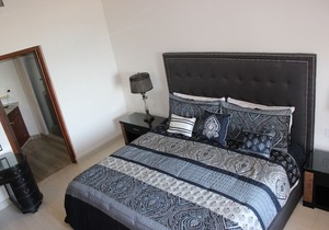 OceanView with condo with access to Private Beach