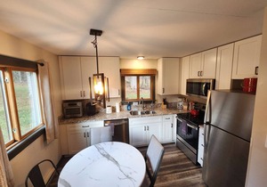 ☆ SKI ON & OFF ☆ Spruce Glen A on Great Eastern Trail w/AC, Sauna, Fireplace