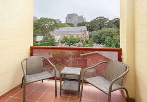 STUNNING SYDNEY HOME 6