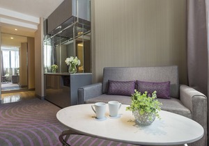Suite with 1 king+1 single+1 sofa bed, FREE WiFi